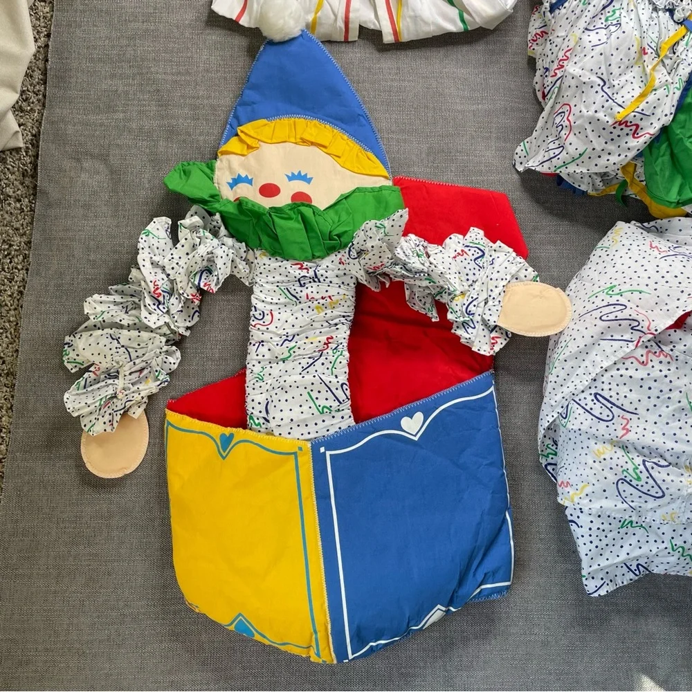 80s Judi's Heirloom Nursery Wall Decoration & Sheets Fabric Colorful Clown 40